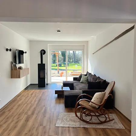 Spreewald Laecheln - Kahnfahrt Durch Den Spreewald Apartamento Lübben